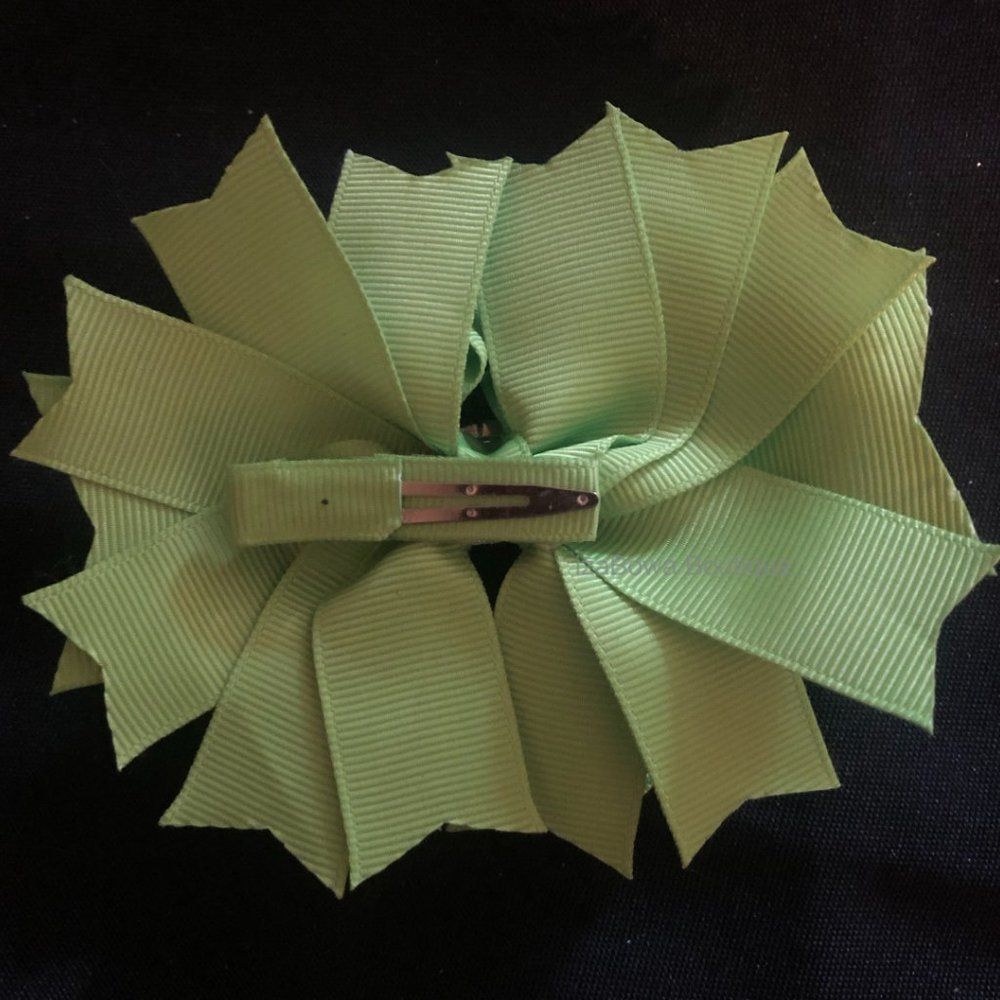 ❤️HOST PICK❤️ Apple Green Deluxe Bow w Rhinestone Center (2) 5B2080 Handmade Bo - Picture 3 of 4
